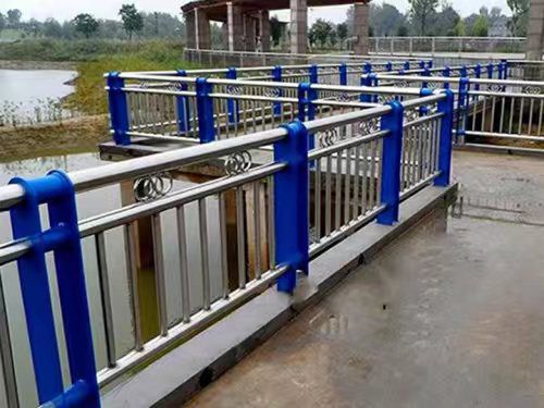 不銹鋼復合管護欄