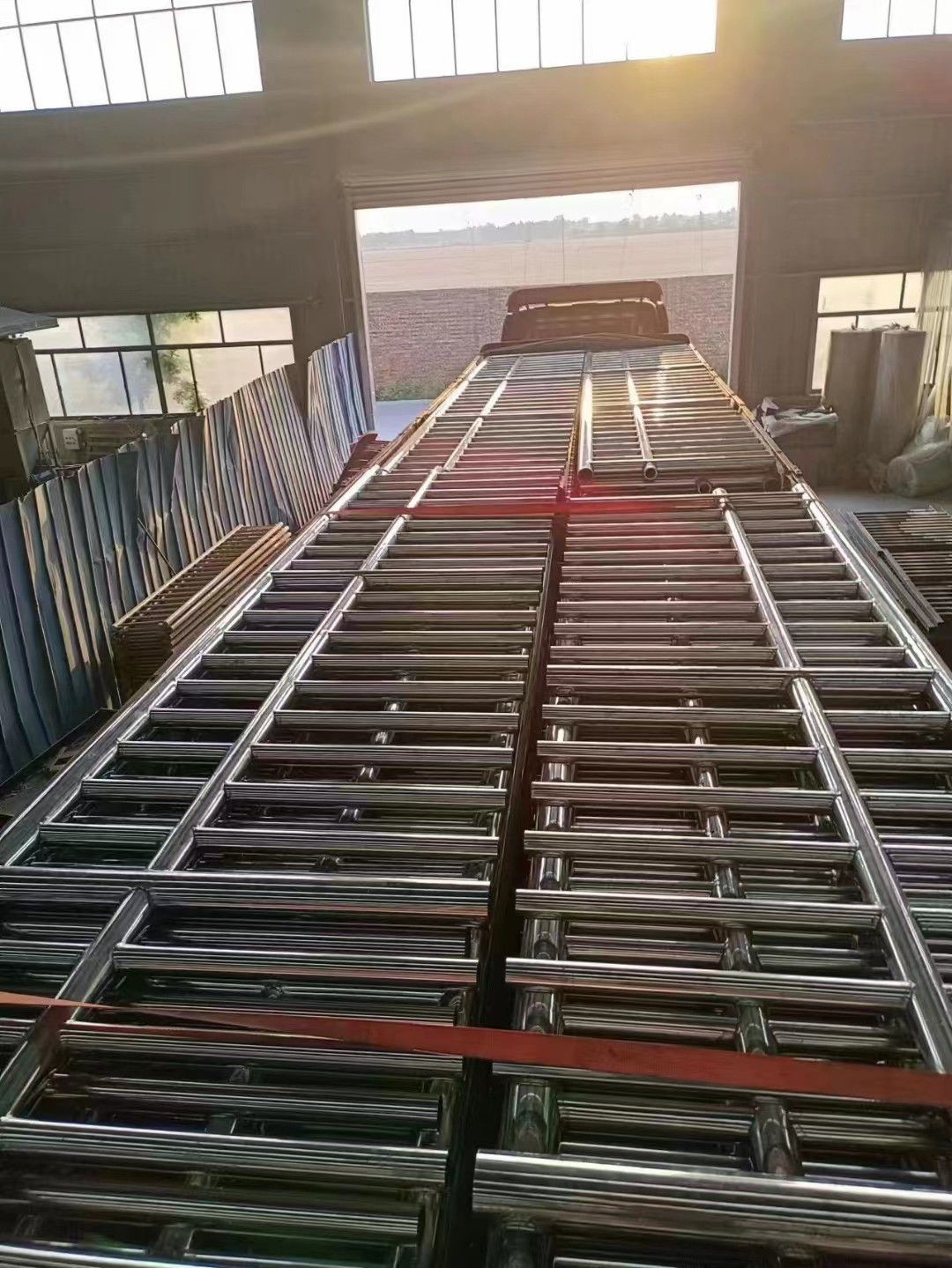 不銹鋼復(fù)合管護(hù)欄