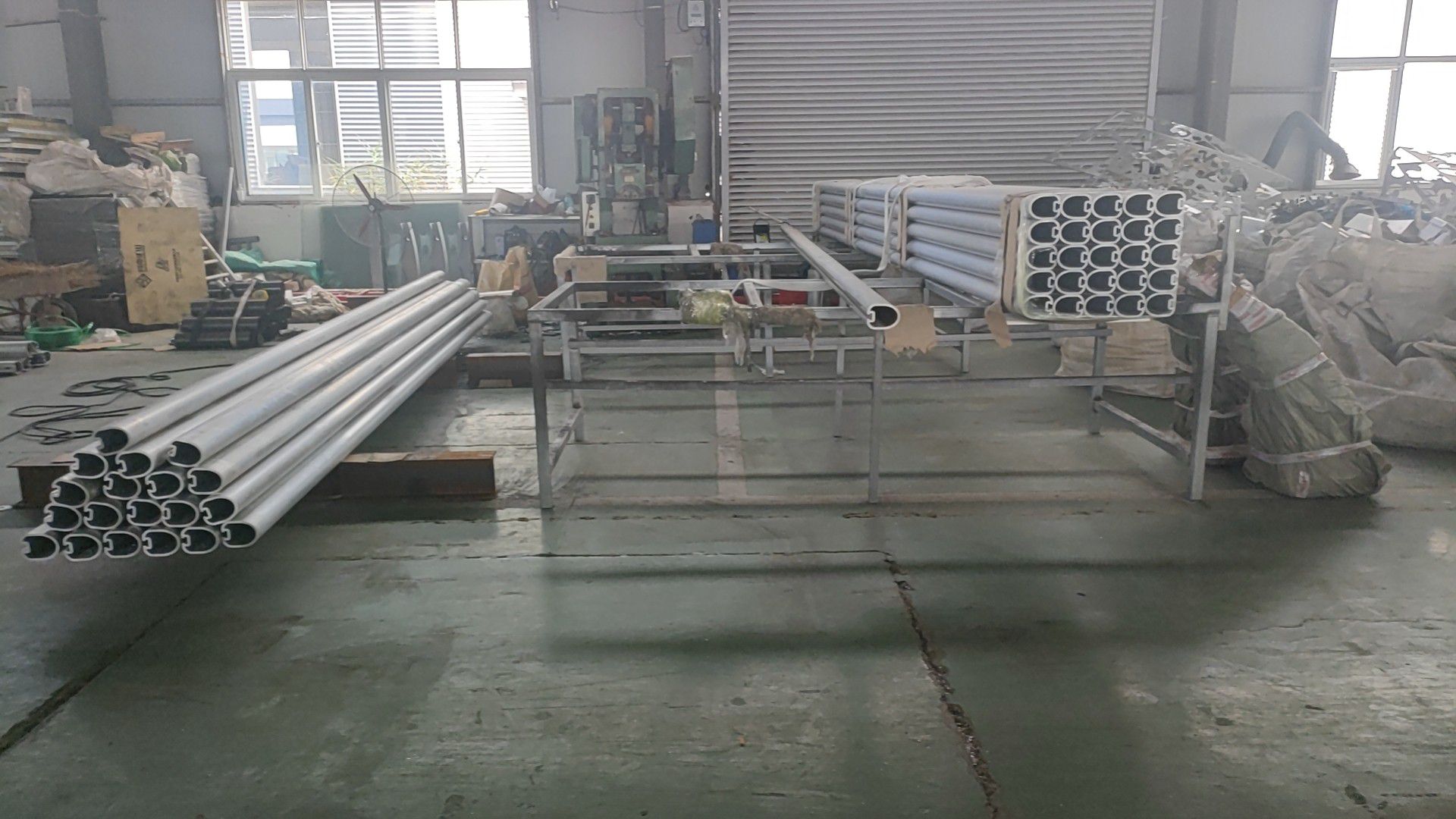 鋁合金護欄生產的工序